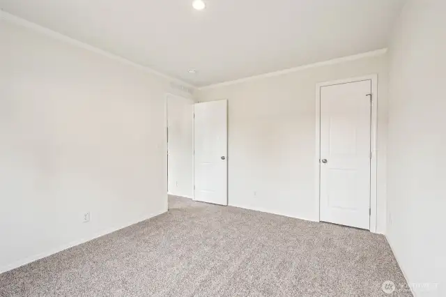 3rd bedroom with a closet.