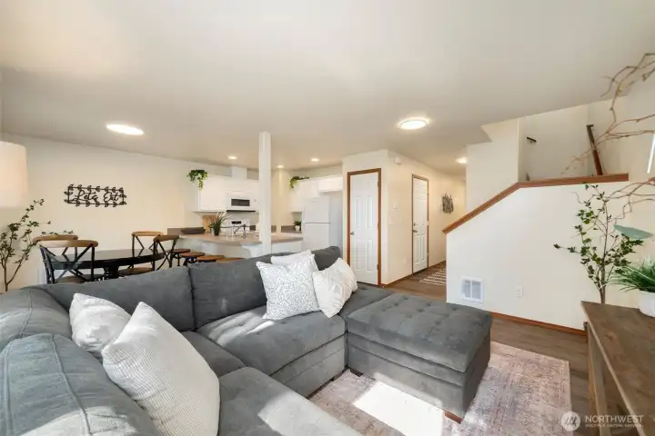 Enjoy the beauty of natural light in your living room, kitchen, and dining room.