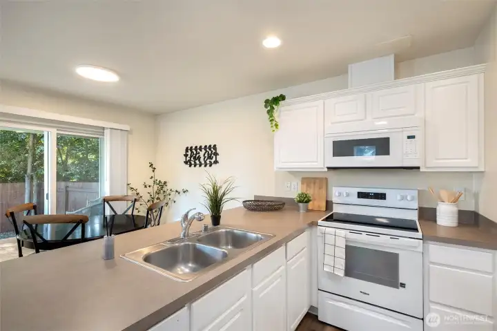 Perfectly sized kitchen for everyday living
