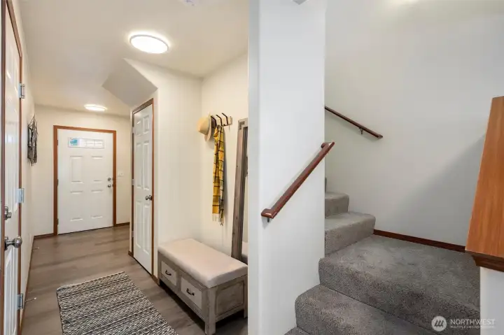 Open and inviting entry way.