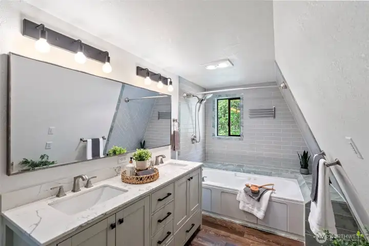 Stunning full bath