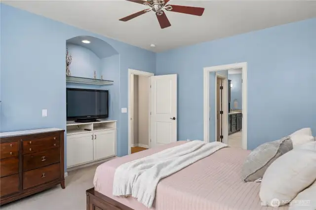 Primary suite continued -