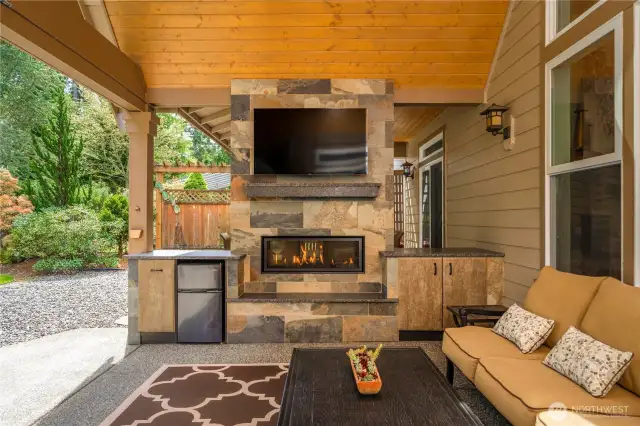 From the primary bathroom and the dining area, step outside to find your backyard oasis!