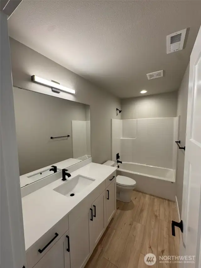 Main bathroom