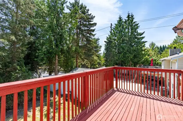 Roomy enough for grill, outdoor dining table and lounge set to enjoy the summer sunshine.