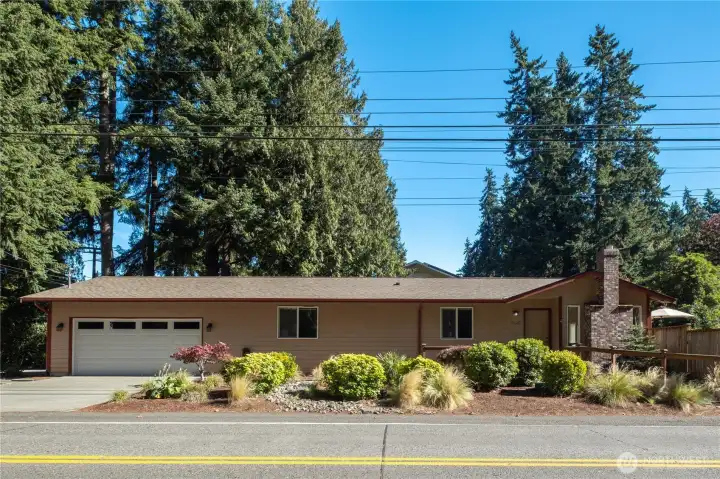 Welcome to 19430 Fremont Avenue N in Shoreline!