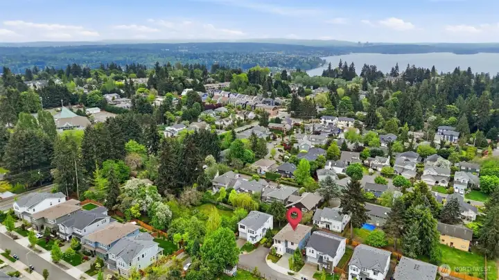Minutes to parks & trails, Denny Park, St. Edward State Park, Juanita Bay,  Big Fill Hill Park and Juanita Woodlands etc.. Close to Microsoft & Google.