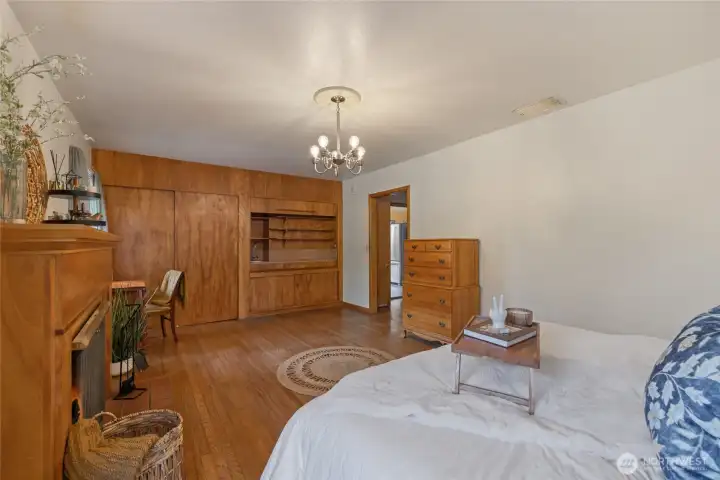 Primary Room with Wet Bar and Custom Built-ins