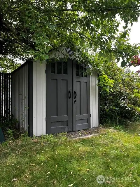 Shed stays
