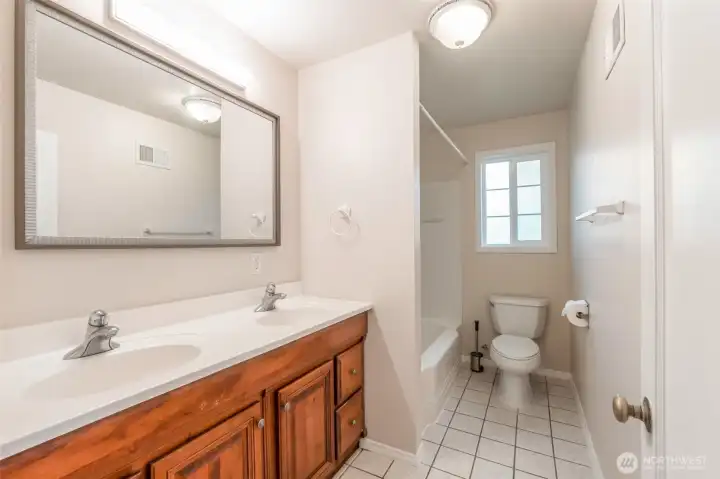 Bathroom 1 with double sink Bathroom 1 with double sink