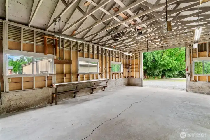 Massive amounts of space to do hobbies, repairs, business activities