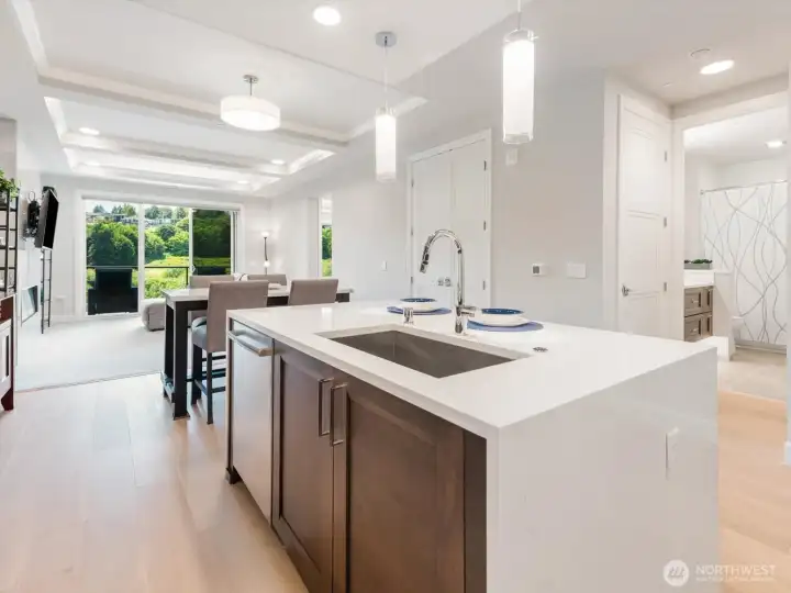 Spacious island provides the perfect gathering place for entertaining. Spacious island provides the perfect gathering place for entertaining.