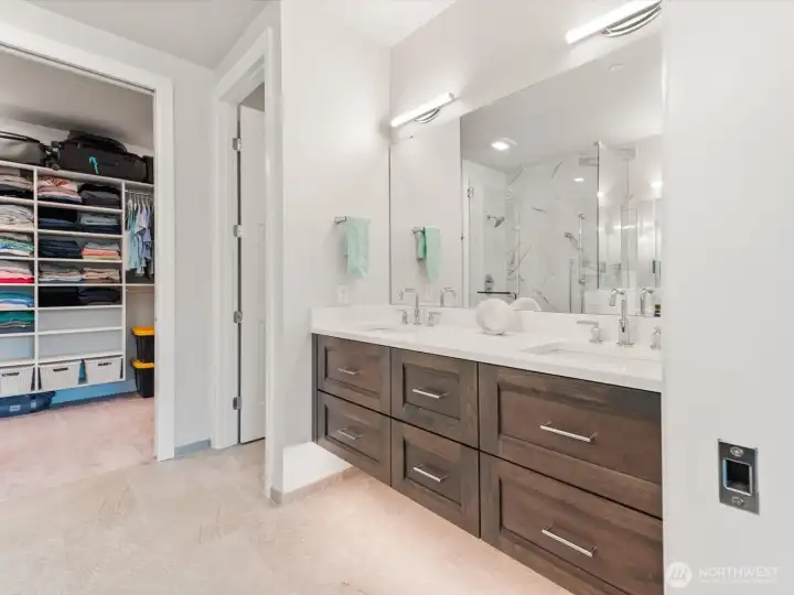 Luxurious ensuite also features a dual vanity and custom walk-in closet. Luxurious ensuite also features a dual vanity and custom walk-in closet.