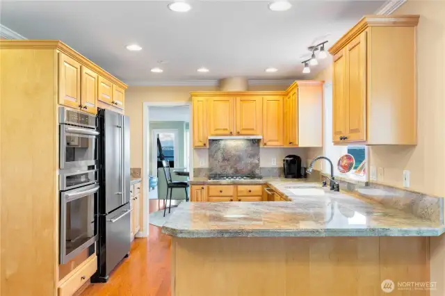 Breakfast bar