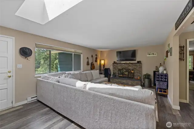 Be greeted with a bright open space as soon as you walk in!