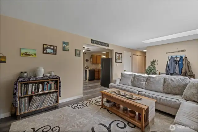 Nice flow into the kitchen or hallway.