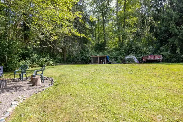 As well as a chicken coop, and trail to your own creek!