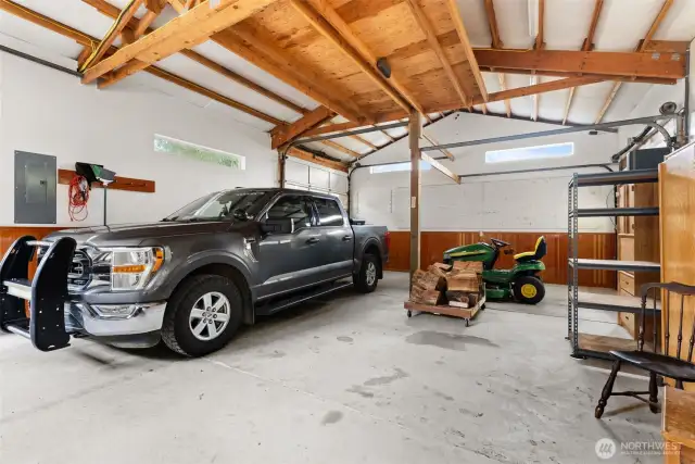 Shop Parking, Plenty of Storage.