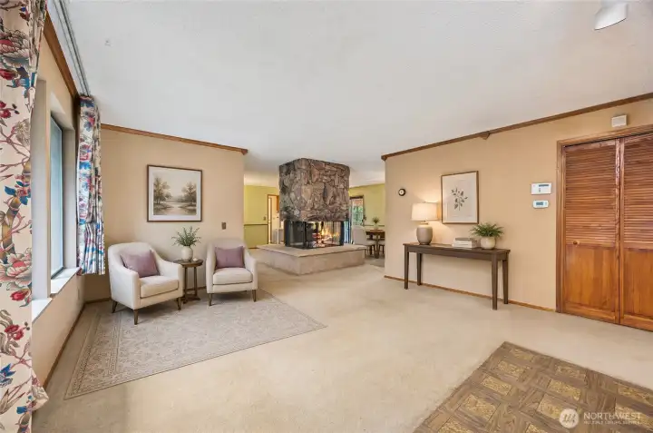 This room has been virtually staged.