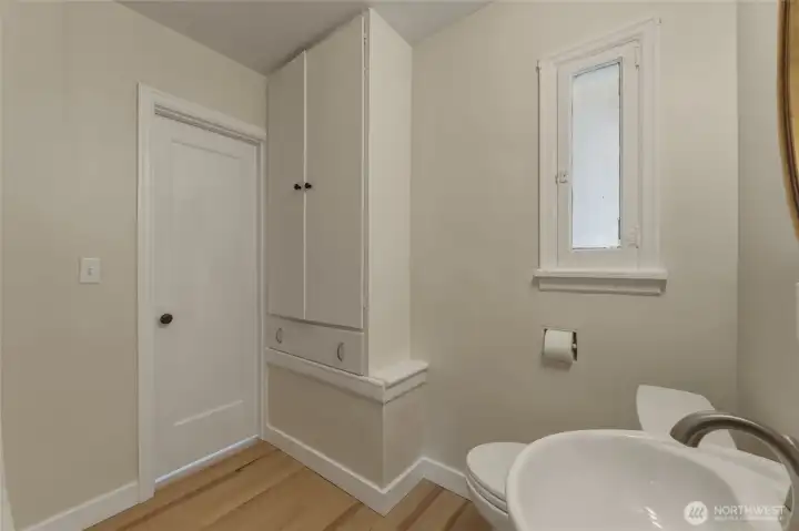Upstairs Bath