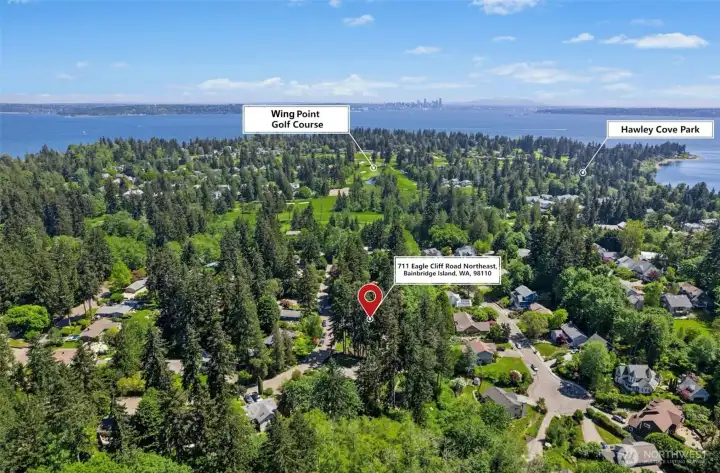 Close to Wing Point Golf Course & Country Club and Hawley Cove Park