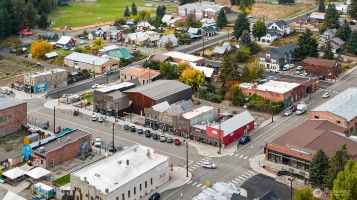 More of downtown Roslyn, literally just minutes from 4XX W Alaska.