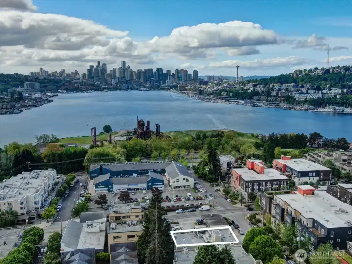 Close to Gas Works, Lake Union, Wallingford and Fremont.