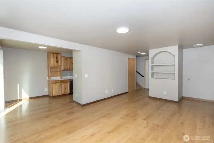 Living room vacant