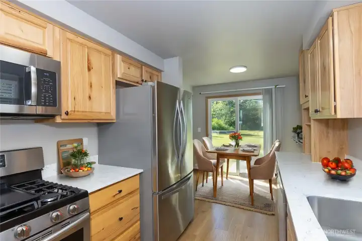 Kitchen/dining area virtually staged