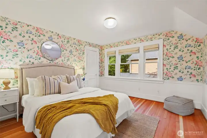 2nd Upper Bedroom