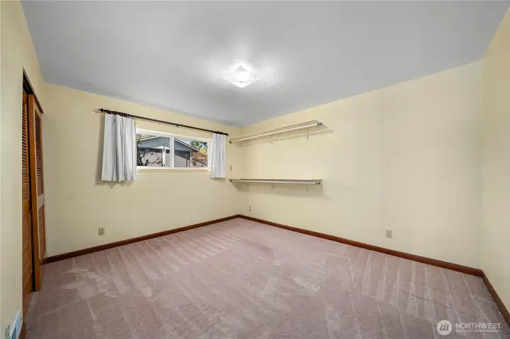 Guest bedroom - main floor.
