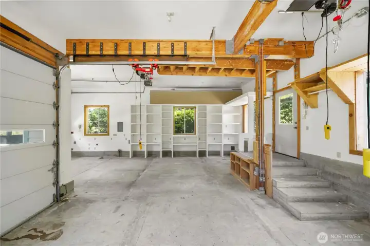 Detached garage with hoists  - mechanics dream garage.