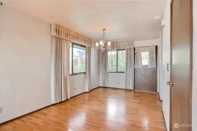 Dining room, door to right leads downstairs.