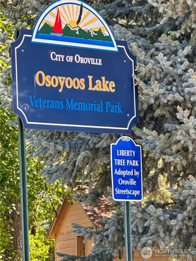 Osoyoos Lake park is just 3 miles away