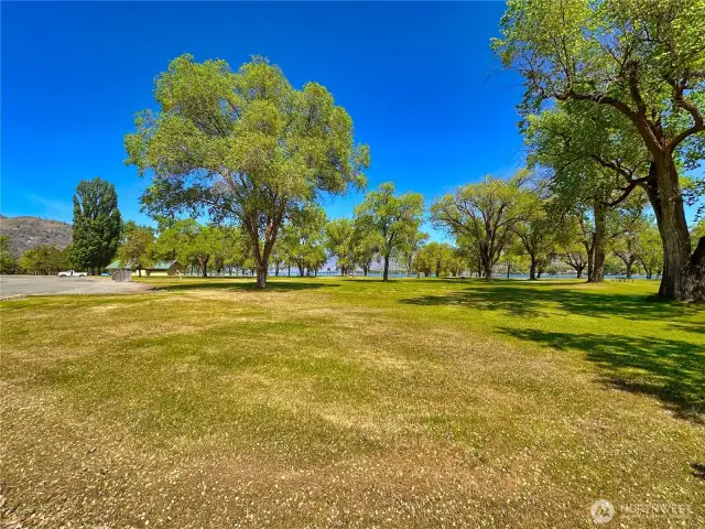 Osoyoos Lake park, complete with RV parking/camping