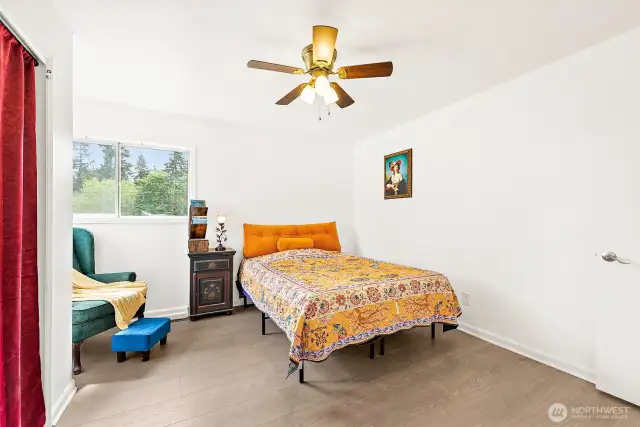 upstairs primary bedroom