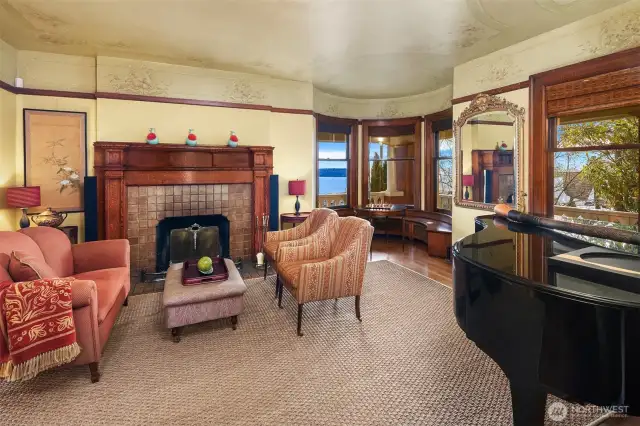 Large open flowing rooms, ideal for small and grand scale entertaining as well as comfortable every day living. Enchanting four level turret frames the views. Batchelder tile fireplace (gas), white oak floor and pocket doors enhance the home.