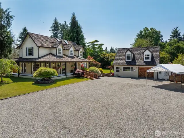 Beautiful 3-bed, 2.75-bath home on nearly half an acre!