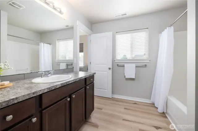 Jack & Jill full bath between bedrooms 2 & 3