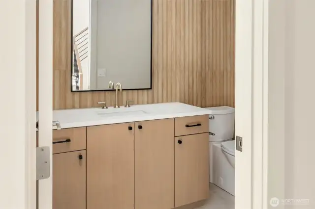 Main floor 3/4 Bath