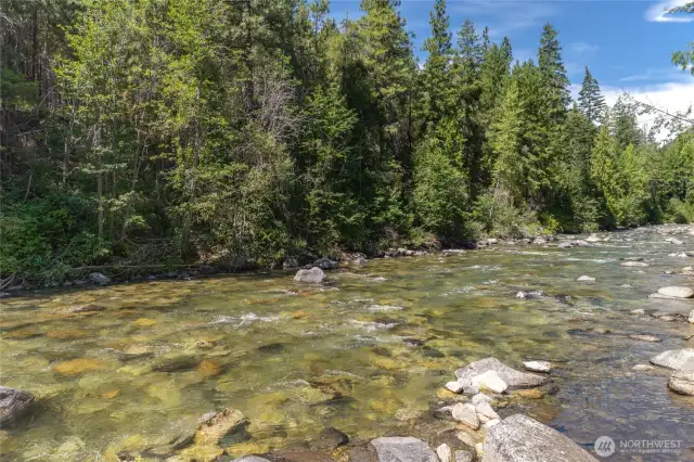 Entiat River Deeded Access at Wilderness Lane. Private access private road