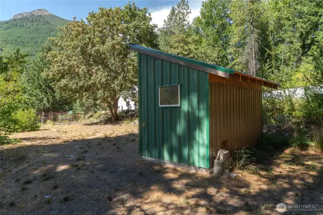 Shed on own parcel has shared well