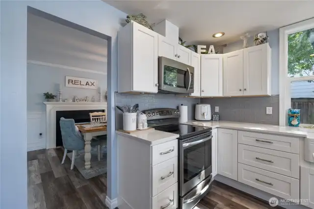 Lovely flow from kitchen into the formal dining area.