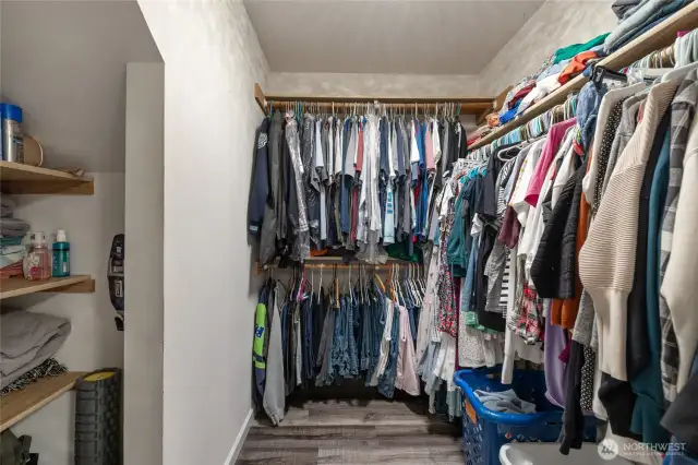 Who doesn't love a walk-in closet?!