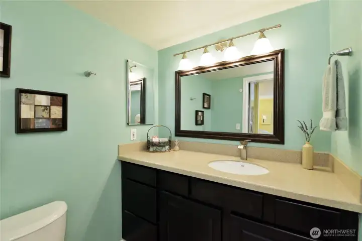 Bright main bath