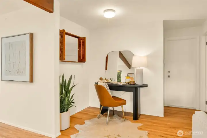 Office nook.