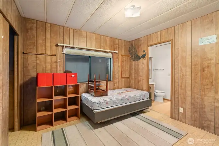 Secondary  Bedroom with bathroom access