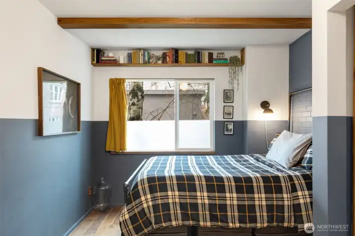 Added beams in the ceiling add a cabin vibe and cozy charm.