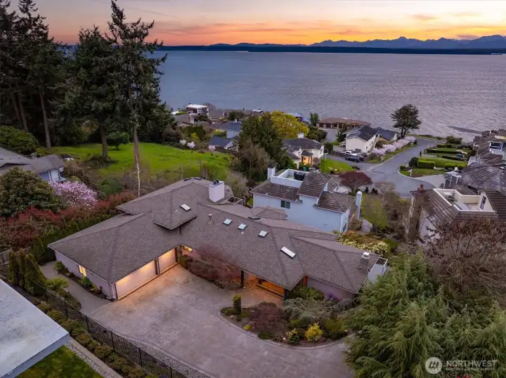 Welcome home to true Pacific Northwest Living!