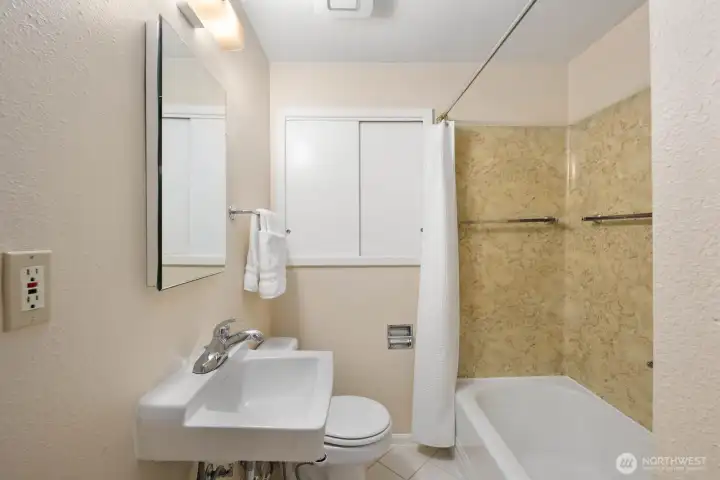 Hall Bath - Main Level